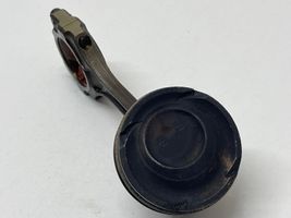 Hyundai Veloster Piston avec bielle 104PC30