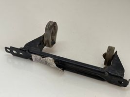 Volkswagen Golf VI Staffa/supporto di montaggio della marmitta 1K0253144AN