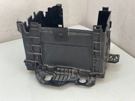 Renault Clio III Vassoio scatola della batteria 8200314272