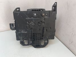 Renault Clio III Vassoio scatola della batteria 8200314272