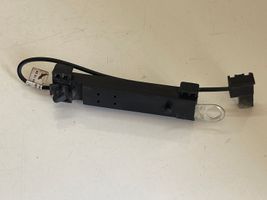 Volvo V50 Antenos stiprintuvas 8673495