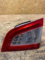 Peugeot 508 Klosze lamp tylnej klapy bagażnika 9686780680