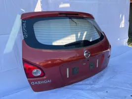 Nissan Qashqai Takaluukun/tavaratilan kansi 