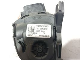 Volvo V60 Pedal assembly 