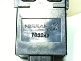 Nissan Micra K14 Altri interruttori/pulsanti/cambi 