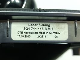 Volkswagen Golf VII Pavarų perjungimo jungtukas/ rankenėlė 