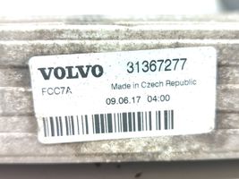 Volvo V40 Cross country Chłodnica powietrza doładowującego / Intercooler 