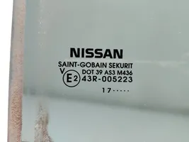 Nissan Micra K14 Vetro del finestrino della portiera posteriore 