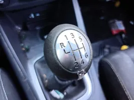 Renault Megane III Commutateur / bouton de changement de vitesse 