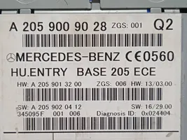Mercedes-Benz V Class W447 Panel / Radioodtwarzacz CD/DVD/GPS A2059009028