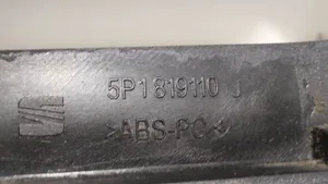 Seat Altea Боковая воздушная решётка 5P1819110J