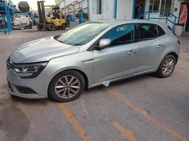 Renault Megane IV Rama pomocnicza tylna 555018584R