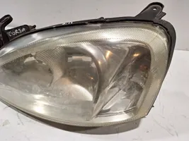 Opel Corsa C Lampa przednia 13115006