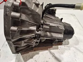 Renault Captur Manual 5 speed gearbox JR5357