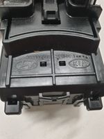 KIA Sorento Palanca de control del limpiaparabrisas 934202P560