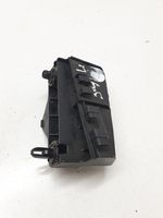 Toyota Verso Support de pare-chocs arrière 525630F020