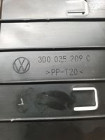 Volkswagen Phaeton Äänenvahvistimen kiinnike 3D0035209