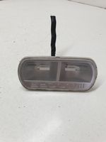 Opel Meriva B Luce interna per portiera posteriore 13306021