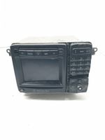 Mercedes-Benz S W220 Unidad delantera de radio/CD/DVD/GPS A2208203789