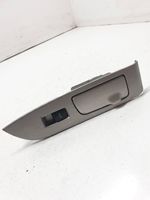 Lexus RX 330 - 350 - 400H Takaoven tuhkakuppi 7427048120