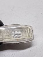 KIA Sorento Indicatore di direzione del parafango anteriore 923033B1