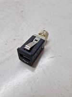 BMW 7 F01 F02 F03 F04 Connecteur/prise USB 9167196