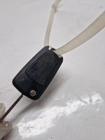 Opel Zafira B Ignition key/card 