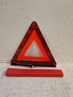 Mitsubishi Outlander Emergency warning sign 27R033029