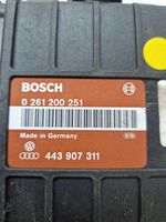 Audi 80 90 B3 Sterownik / Moduł ECU 0261200251