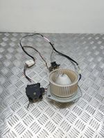 Mitsubishi Pajero Heater fan/blower 0240J