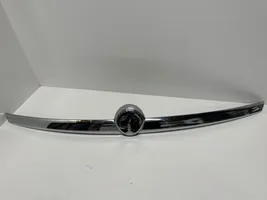 Opel Insignia A Отделка номерного знака 464192822