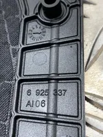 BMW 3 E92 E93 Subwoofer-bassoelementin etusäleikkö/lista 6925337