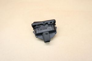 Volvo V50 Central locking switch button 30773333