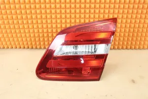 Mercedes-Benz B W246 W242 Lampa tylna 2469066400