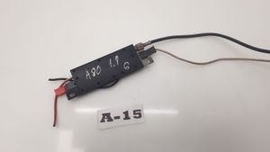 Audi 80 90 B3 Aerial antenna amplifier 893035225D