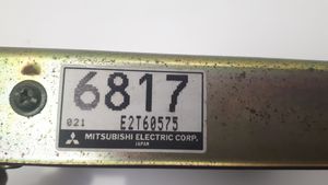 Mitsubishi Space Wagon Calculateur moteur ECU MD176817