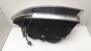 Audi A6 S6 C5 4B Lampa przednia 15591400R