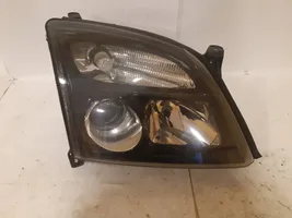 Opel Vectra C Lampa przednia 15588800