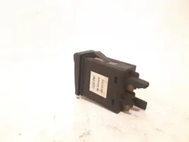 Audi 100 S4 C4 Botón interruptor de luz de peligro 4A0941509