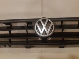 Volkswagen PASSAT B2 Grille calandre supérieure de pare-chocs avant 323853653