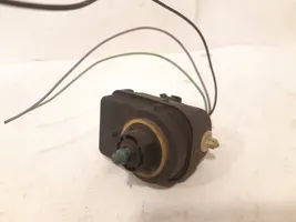 Renault Megane I Headlight level adjustment motor P7700840141