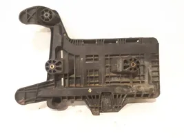 Volkswagen PASSAT B6 Battery tray 1K0915333C