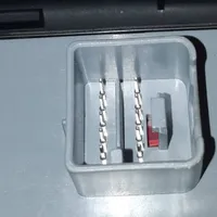 Volkswagen PASSAT B6 Ramka przycisków otwierania szyby drzwi przednich 3C1867171B