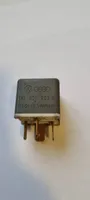 Volkswagen PASSAT B4 Other relay 141951253B