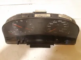 Audi 80 90 S2 B4 Speedometer (instrument cluster) 893919067