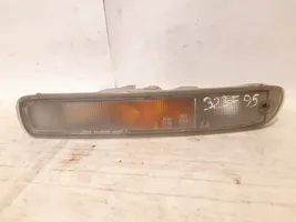 Mazda 323 F Frontblinker 21061708