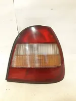 Nissan Sunny Luci posteriori 22063324