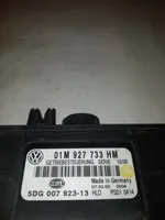 Volkswagen Golf IV Sterownik / Moduł skrzyni biegów 01M927733HM