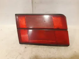 BMW 5 E34 Lampy tylnej klapy bagażnika 1384011