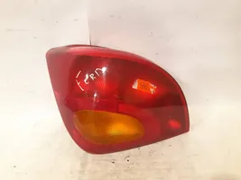 Ford Fiesta Lampa tylna 393857